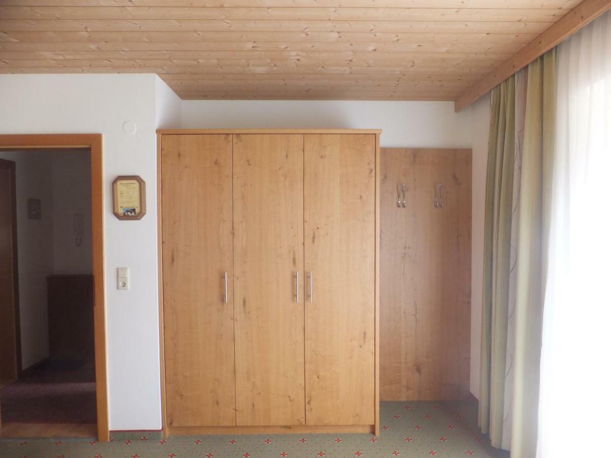 Haus Feldbruendl *